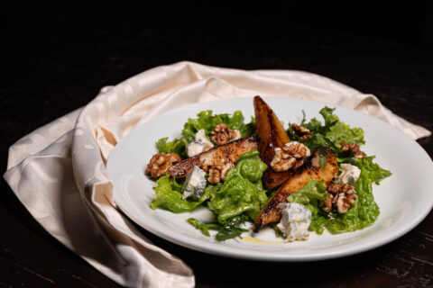 Poză cu Salată cu pere şi blue cheese