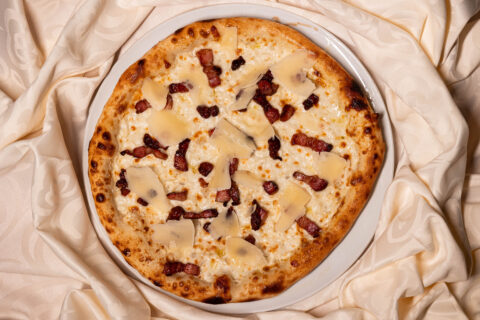 Poză cu Pizza Carbonara