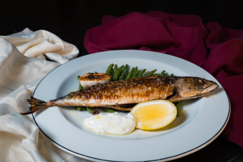 Photo of Grilled mackerel with sautéed beans and yogurt sauce
